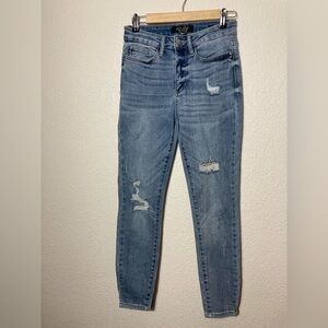 Judy Blue skinny fit high rise distressed jeans size 3/26